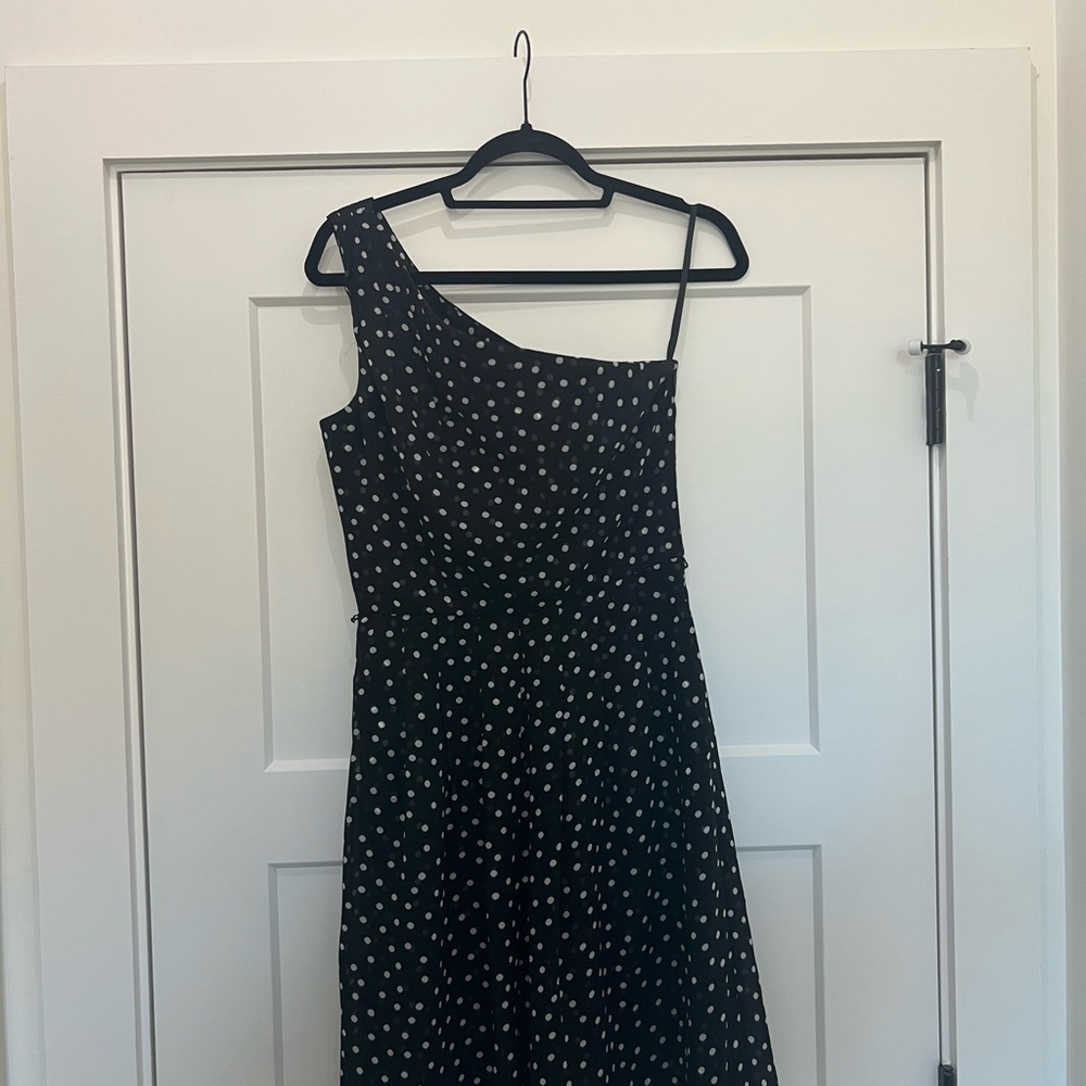 White House Black Market One-Shoulder Black and White Dress